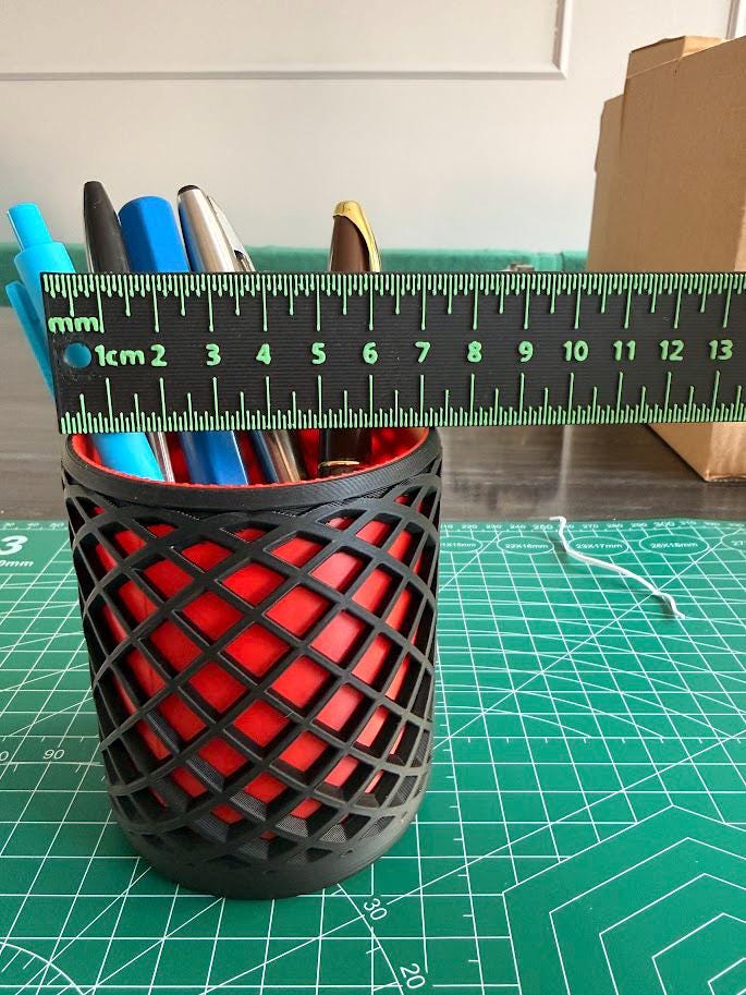 Modern Lattice Pen Holder – Dual-Layer Geometric Desk Organizer Cup